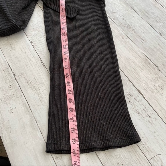 Michael Kors Sleeveless Shimmer Jumpsuit Gold Black Size XXS dark academia - Picture 4 of 7